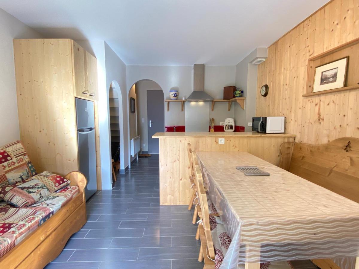 Joli Chalet 60M2 Proche Du Centre. Parking. Balcon Каутерец Екстериор снимка